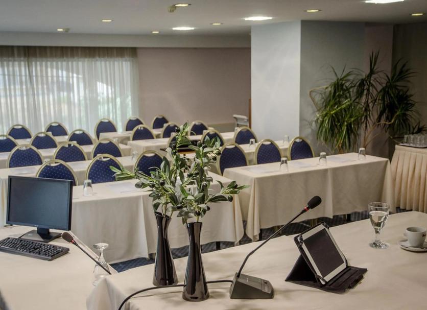 Conference room Photo