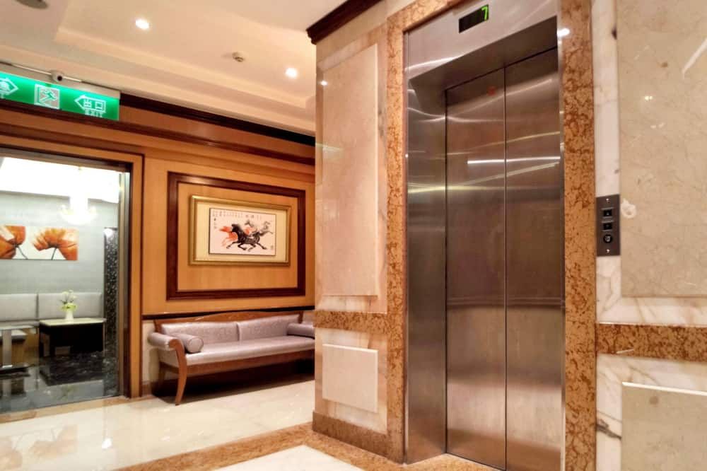 Decor