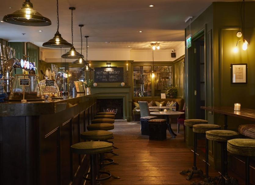 Bar Photo