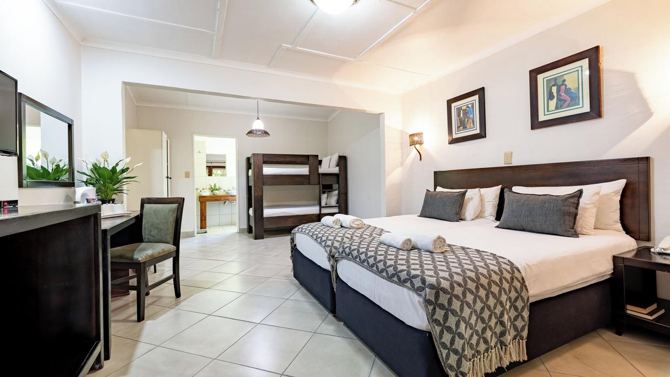 Hotel Numbi and Garden Suites