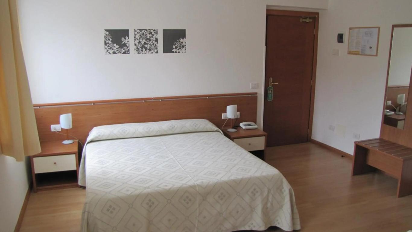 Hotel Scaranò