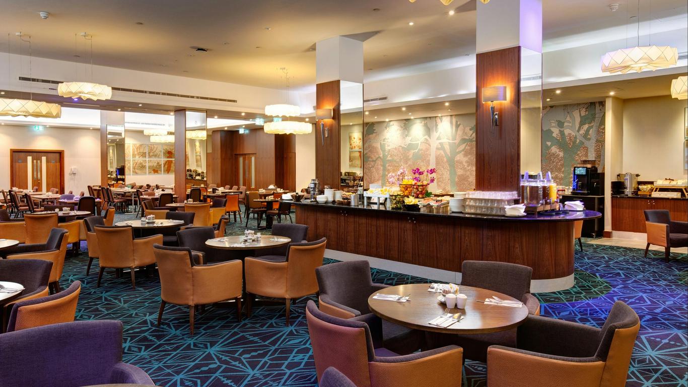 City Sleeper at Royal National Hotel