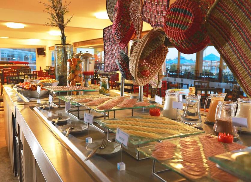 Buffet Photo