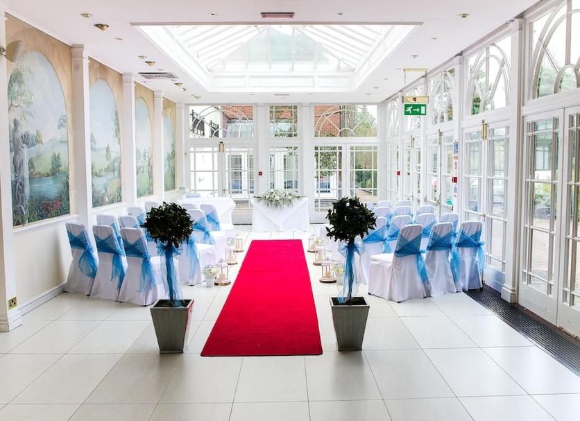 Banquet hall Photo