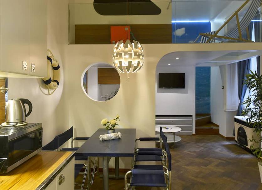Dining room Photo