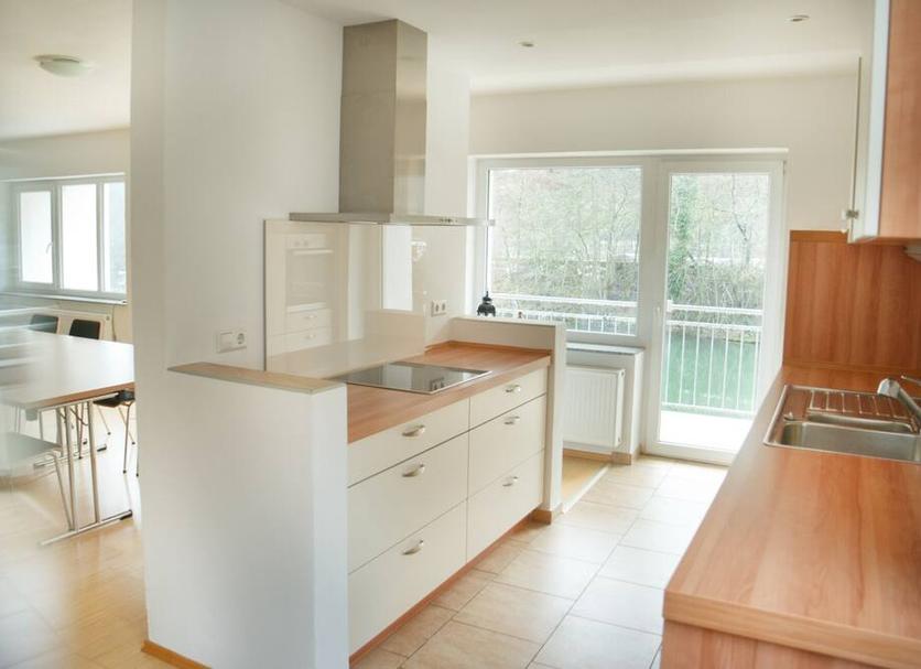 Kitchen Photo