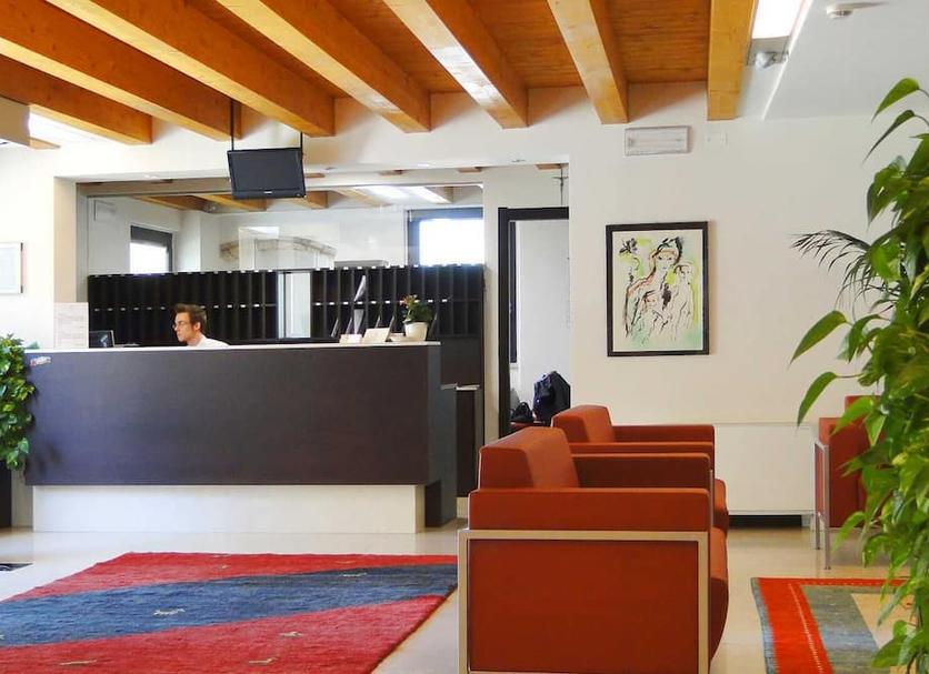 Front desk Photo