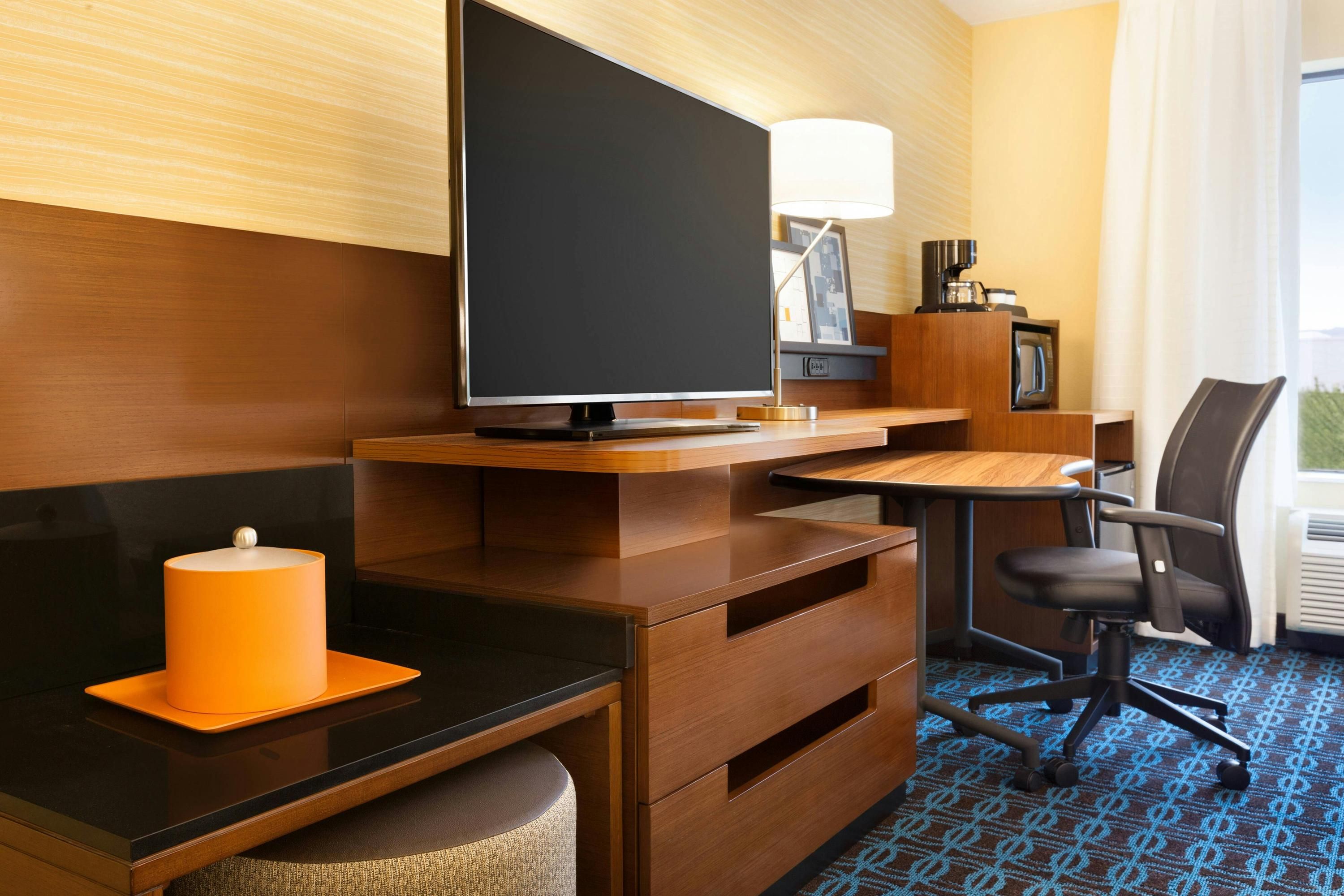 Room amenity