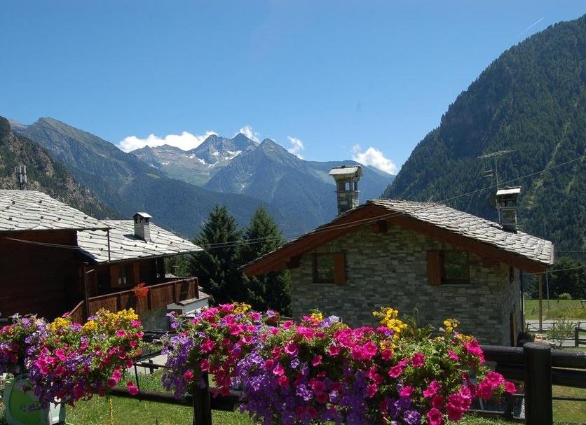 Outdoor view Photo