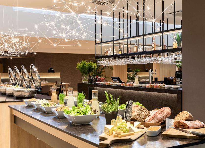 Buffet Photo