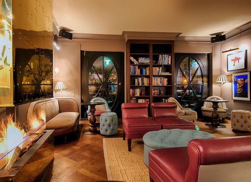 Lounge Photo