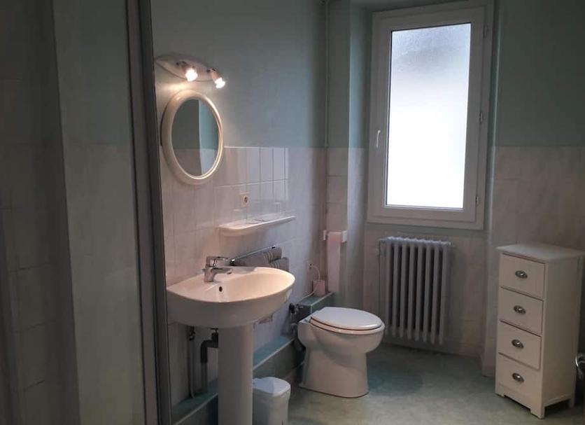 Bathroom Photo