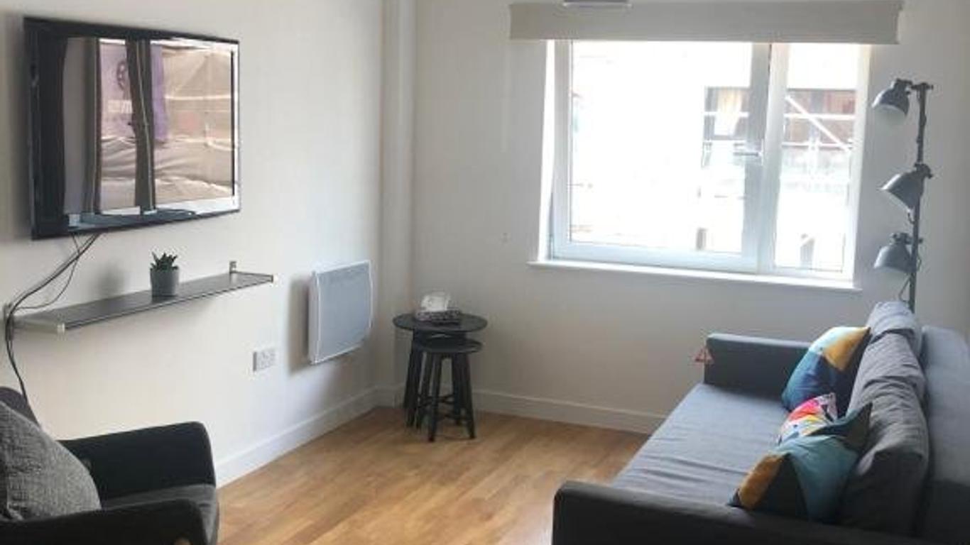 Quayside Apartment in Cardiff Bay