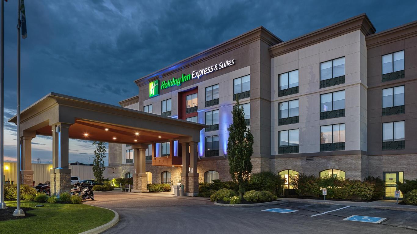 Holiday Inn Express & Suites - Belleville, An IHG Hotel