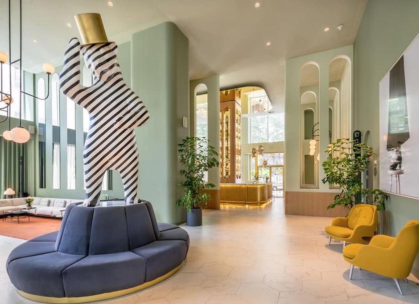 Lobby Photo
