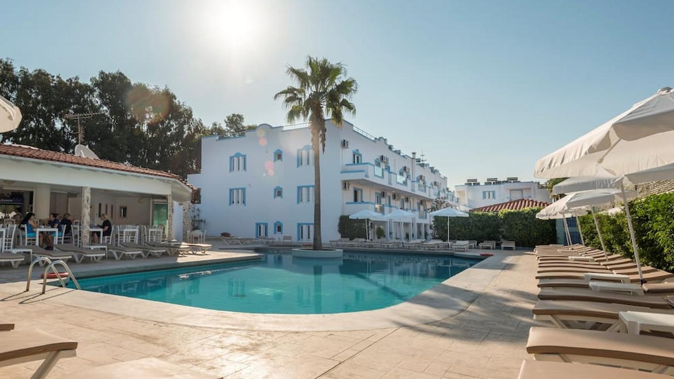Aegean Blu Hotel & Apartments
