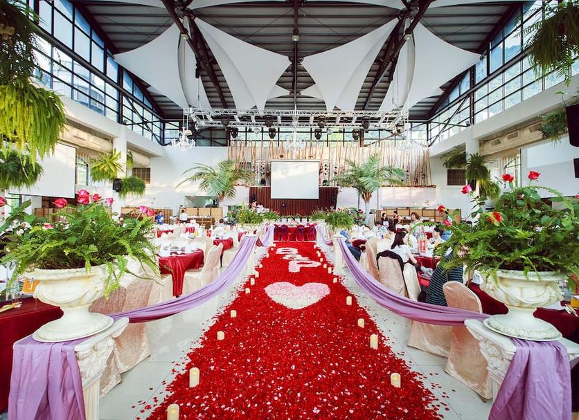 Banquet hall Photo