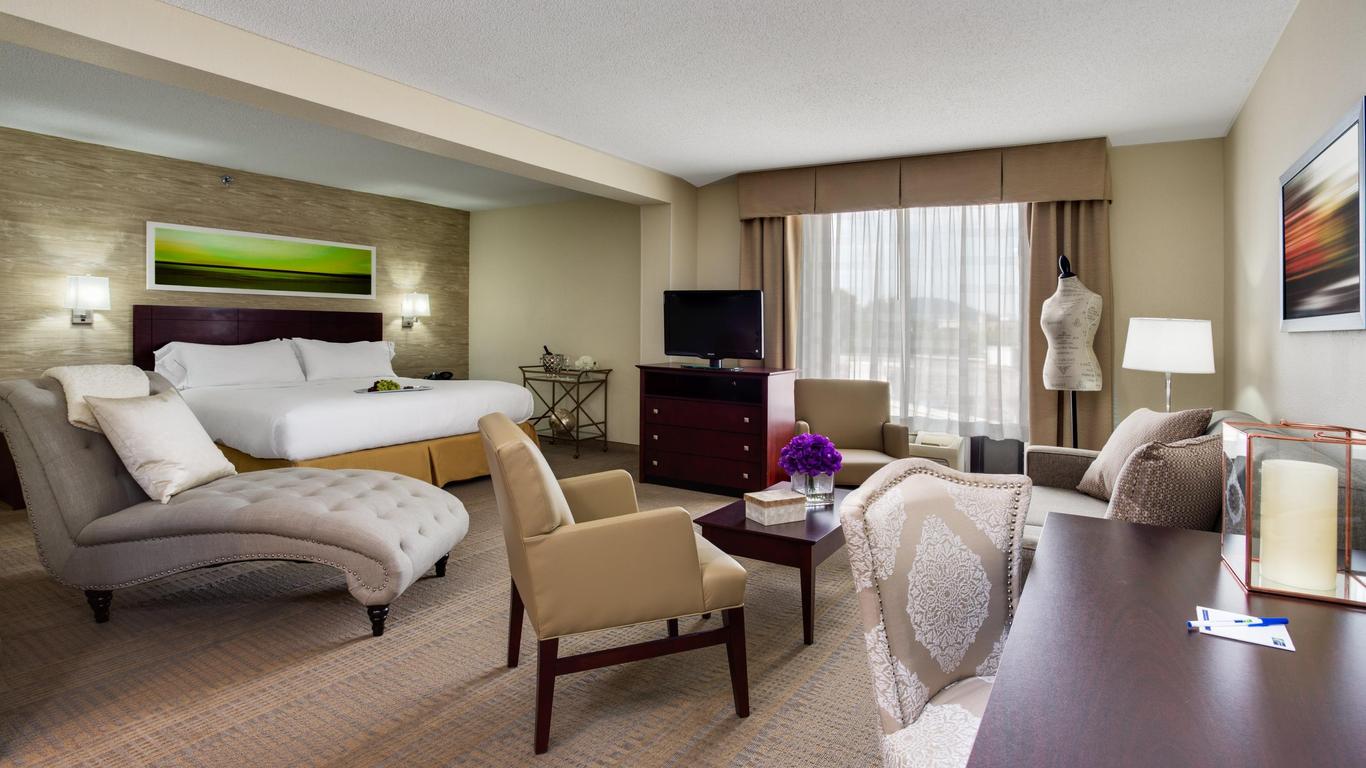 Holiday Inn Express Wilkesboro