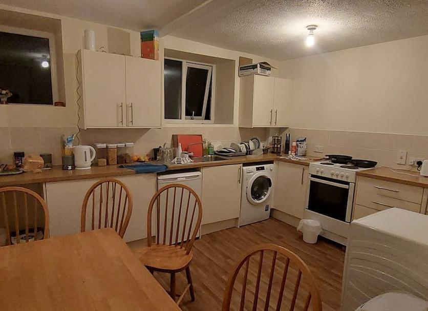 Kitchen Photo