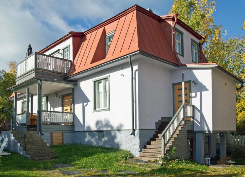 Building Photo