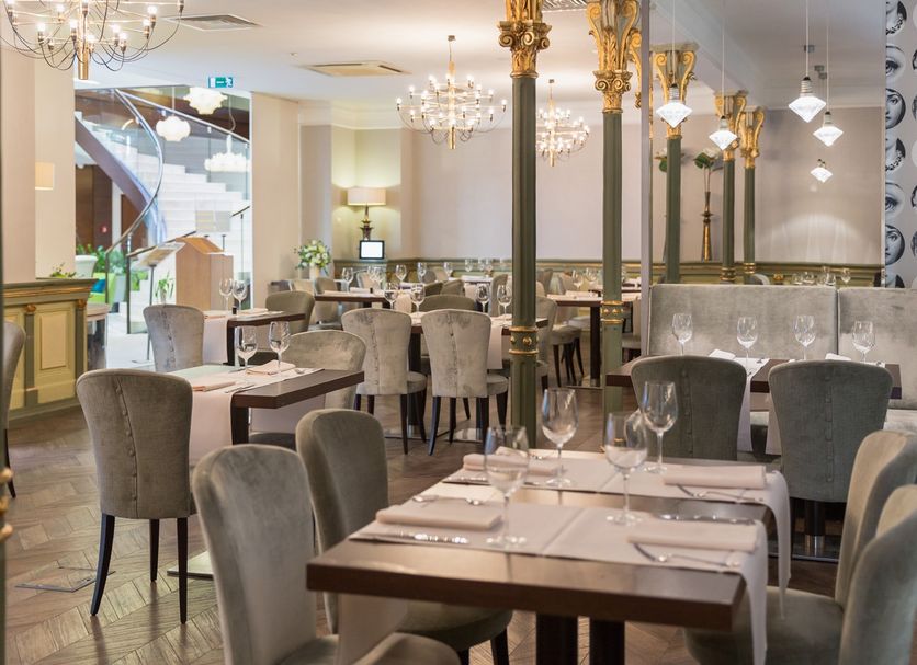 Restaurant Photo