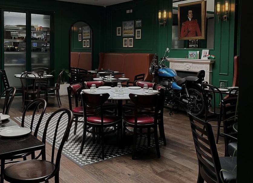 Restaurant Photo