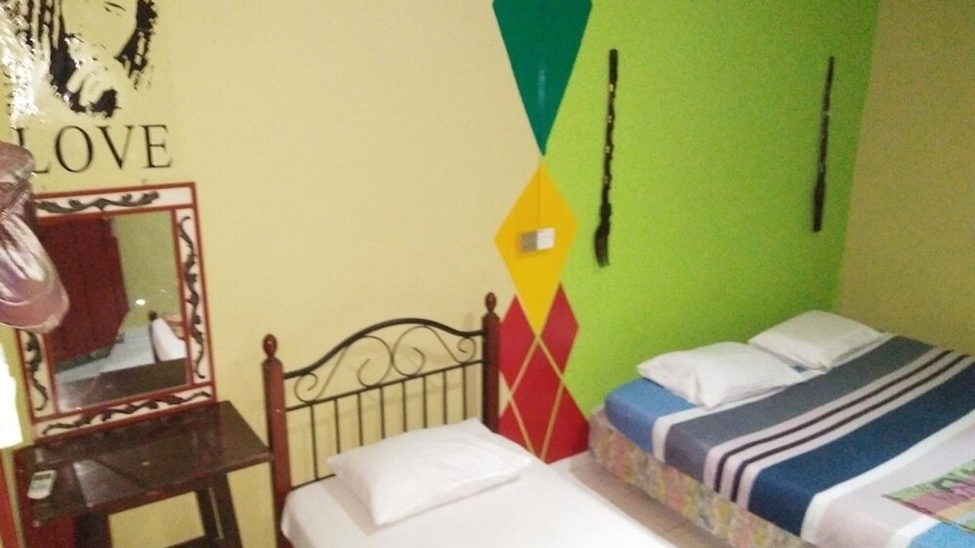 Nazri Nipah Camp Pangkor