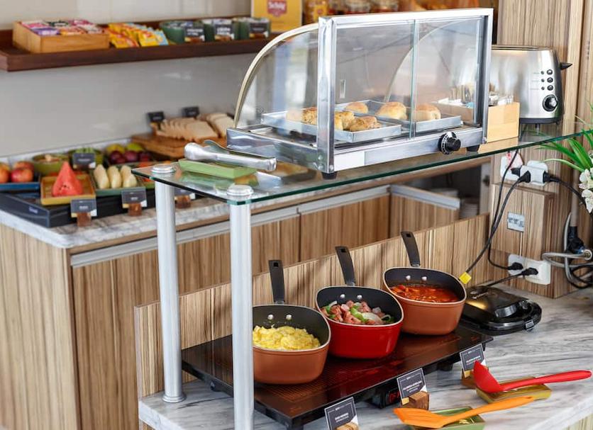 Buffet Photo