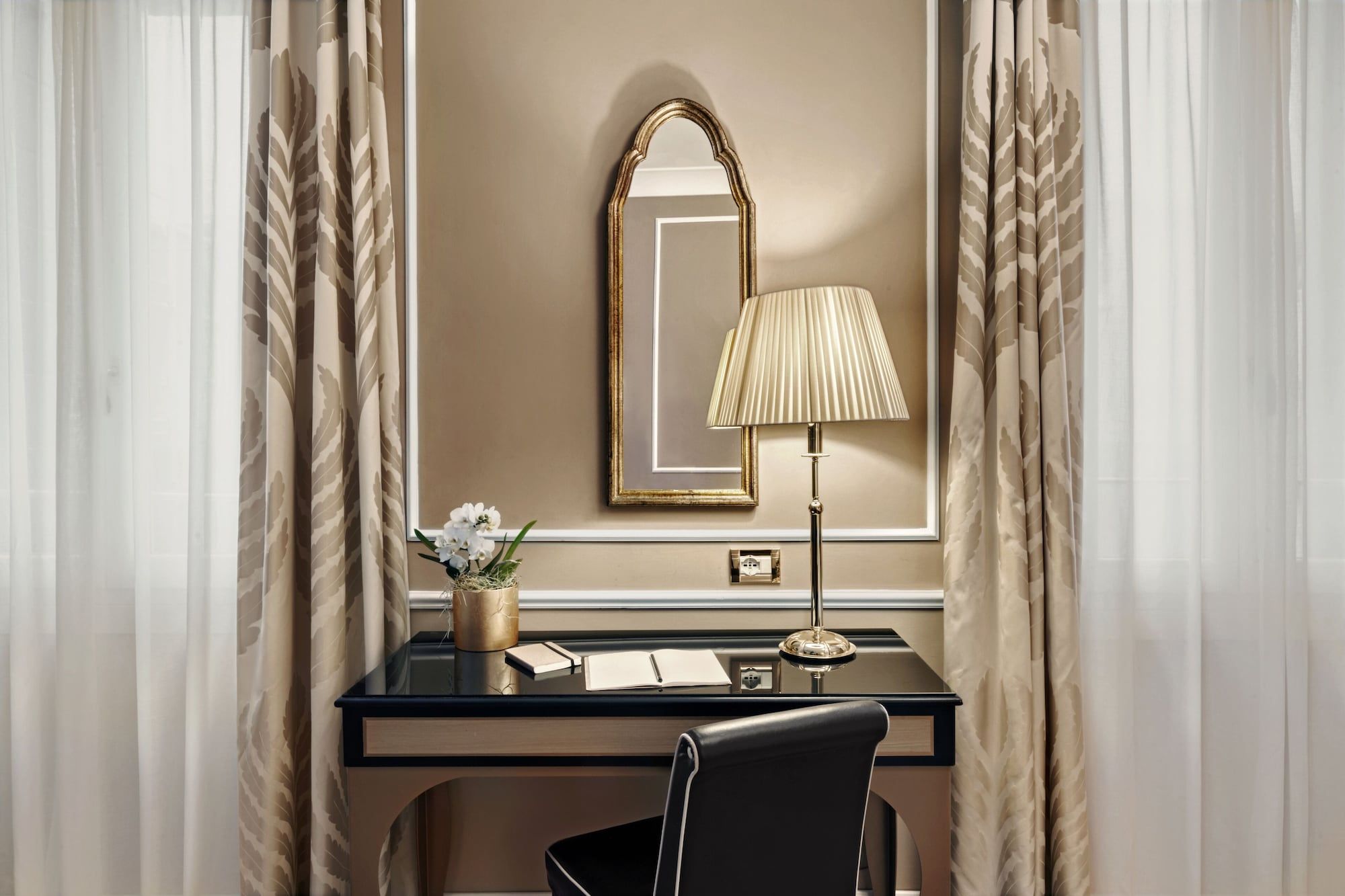 Room amenity