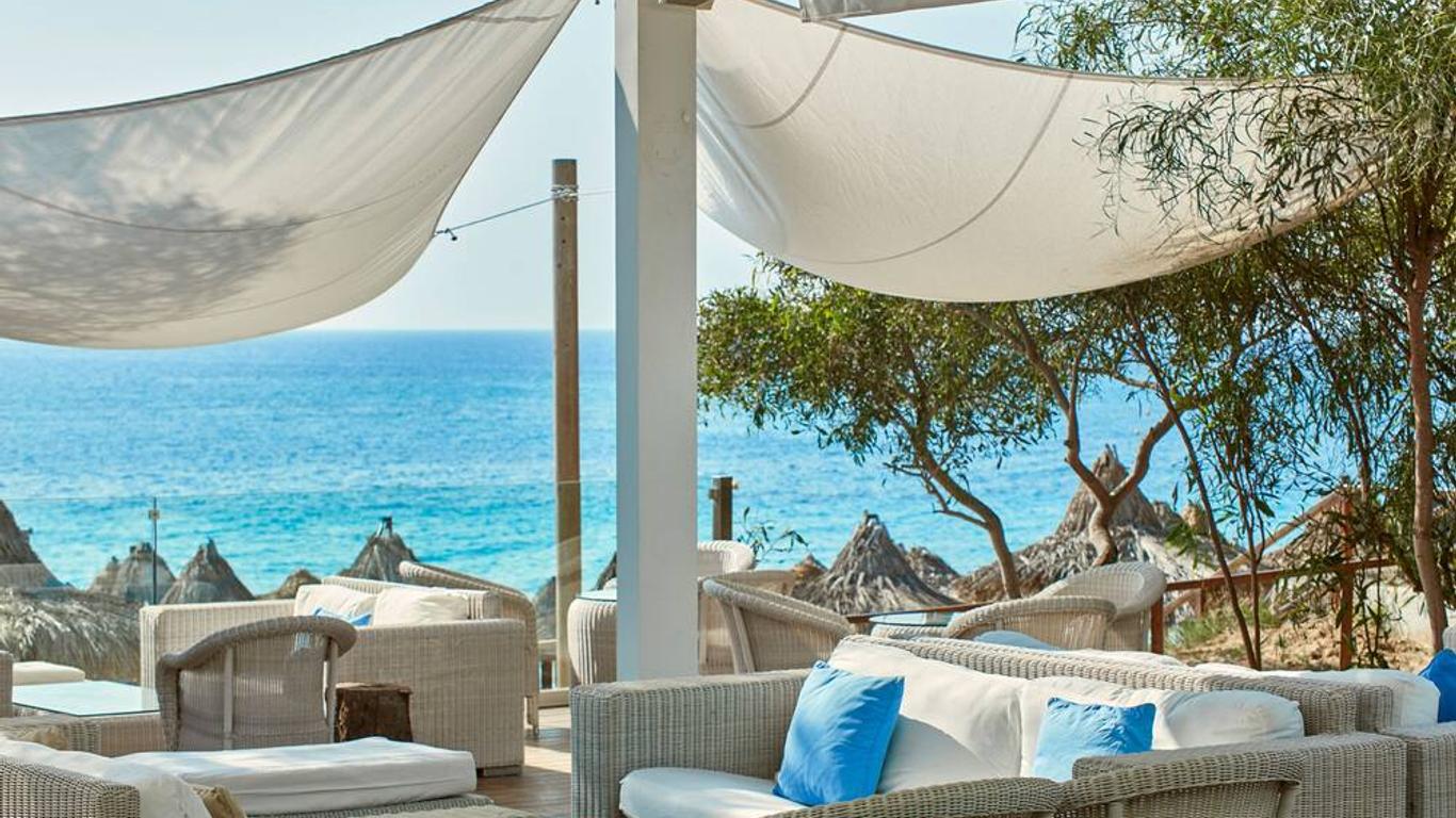 Grecian Bay