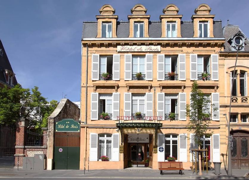 Building Photo