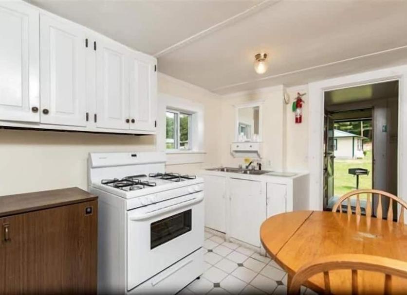 Kitchen Photo
