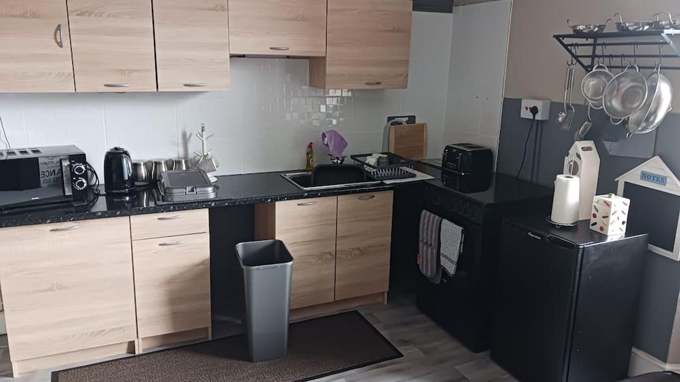 Llandudno Beachfront 2 Double Bedroom Apartment 2nd Floor