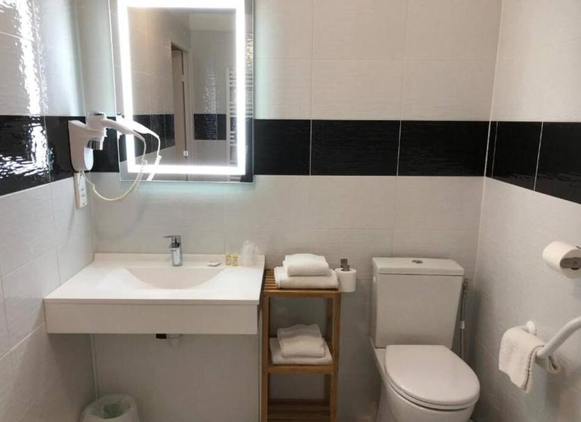 Bathroom Photo