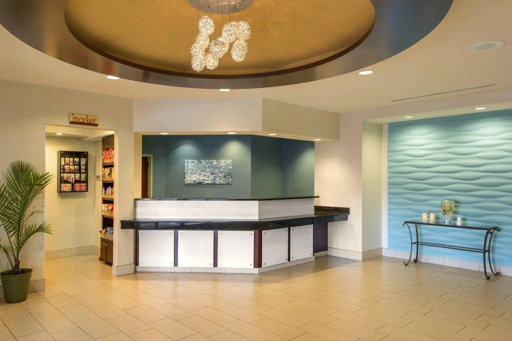 Front desk Photo
