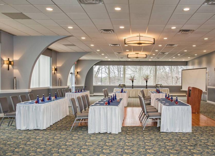 Banquet hall Photo