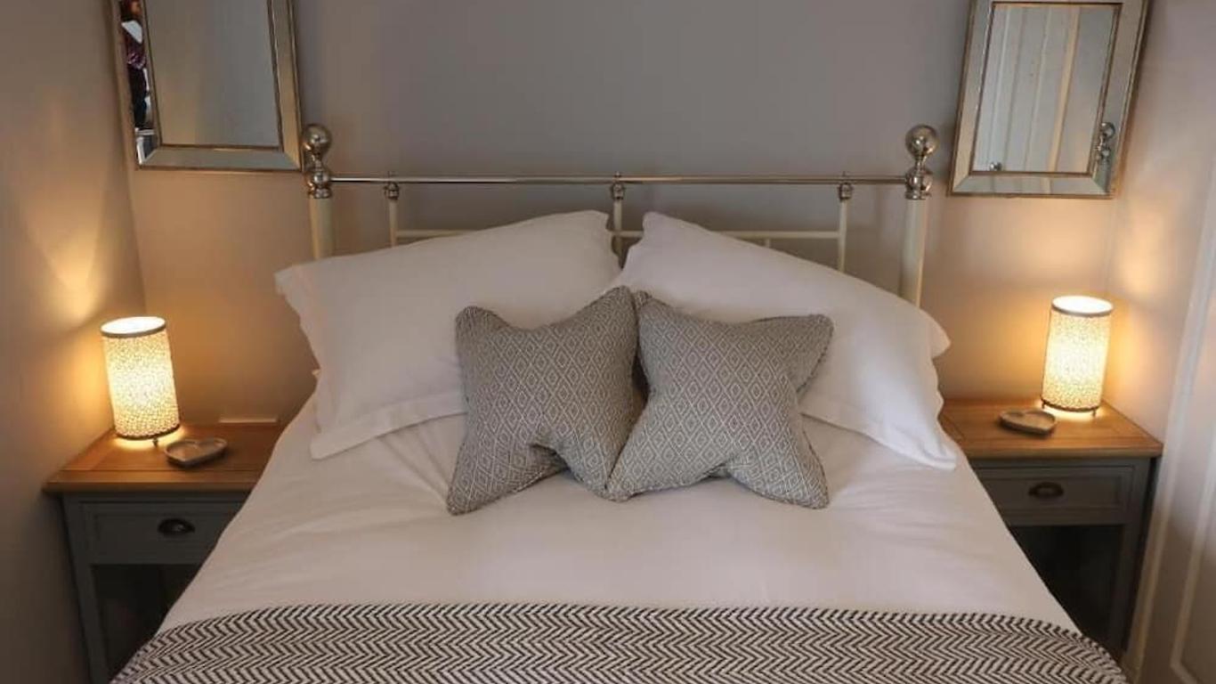 Inglenook Guest House