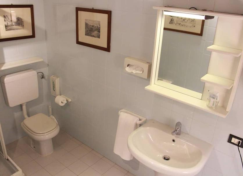 Bathroom Photo