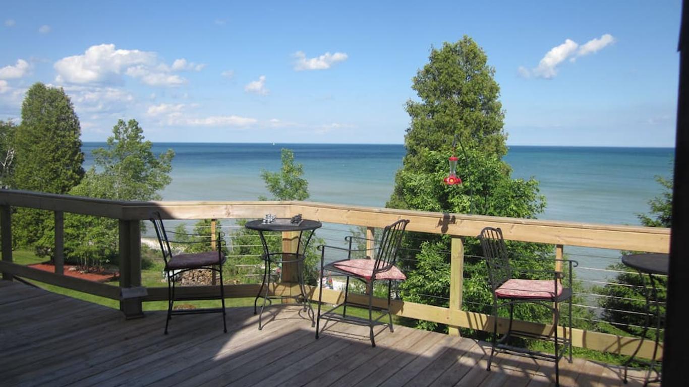 at the Waters Edge' Bed & Breakfast