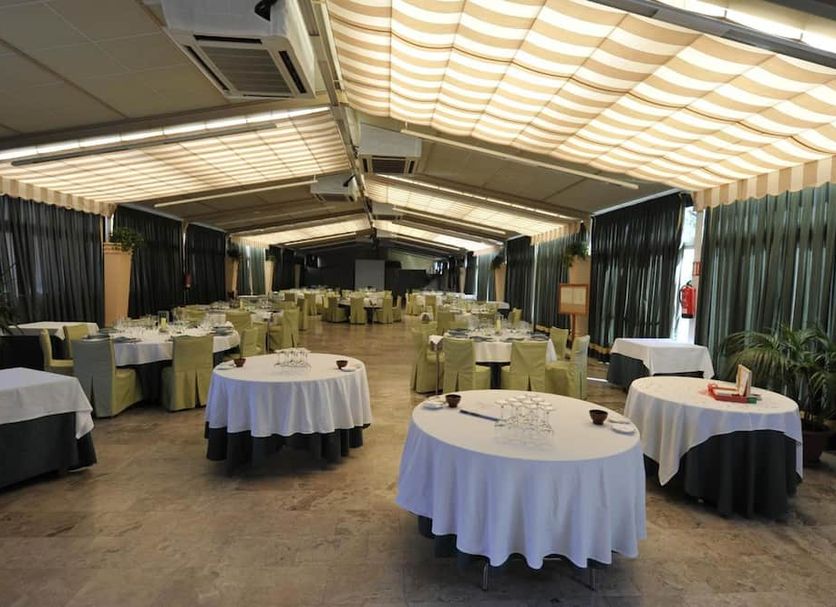 Banquet hall Photo