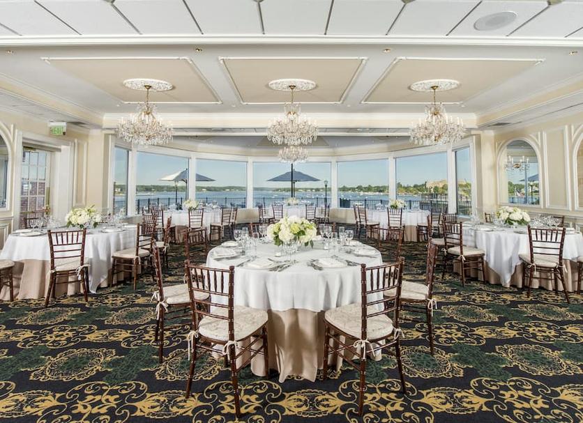 Banquet hall Photo