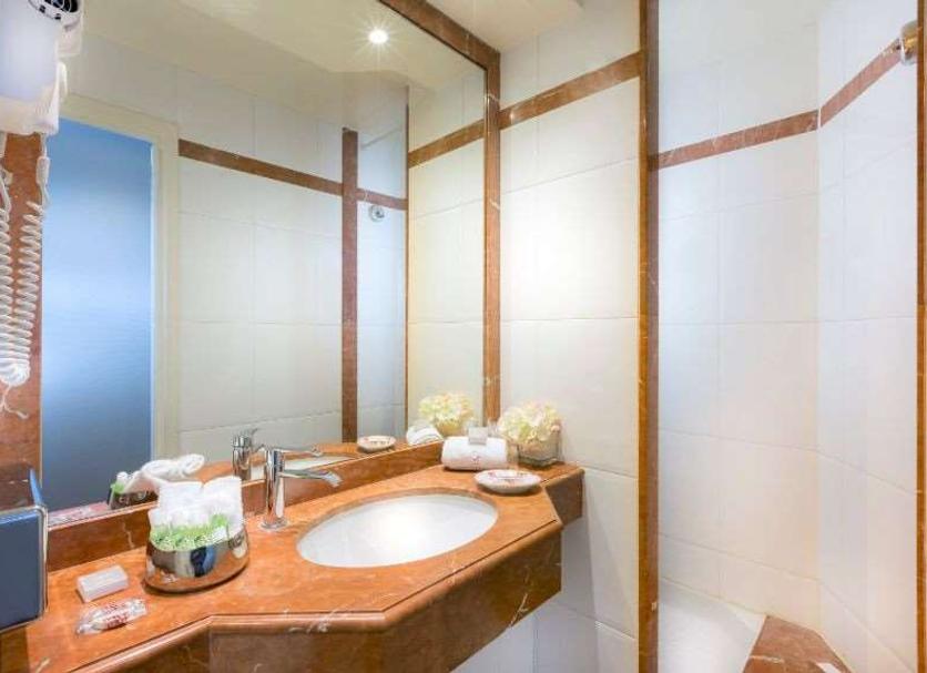 Bathroom Photo