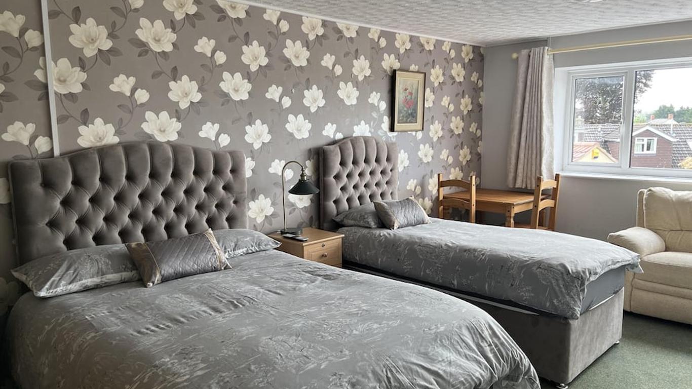 The Lawns Tea Room and B&B