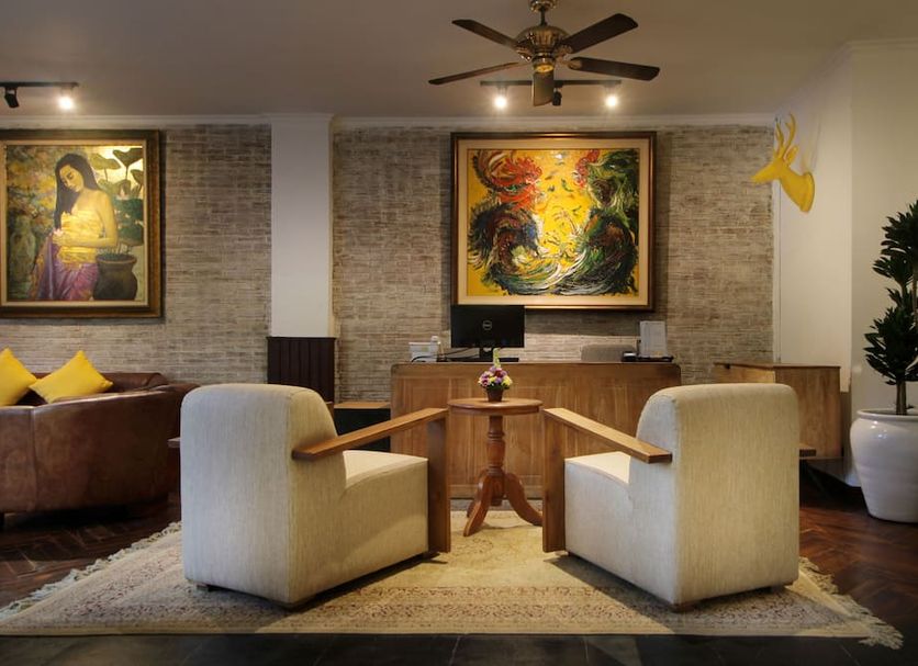 Lounge Photo