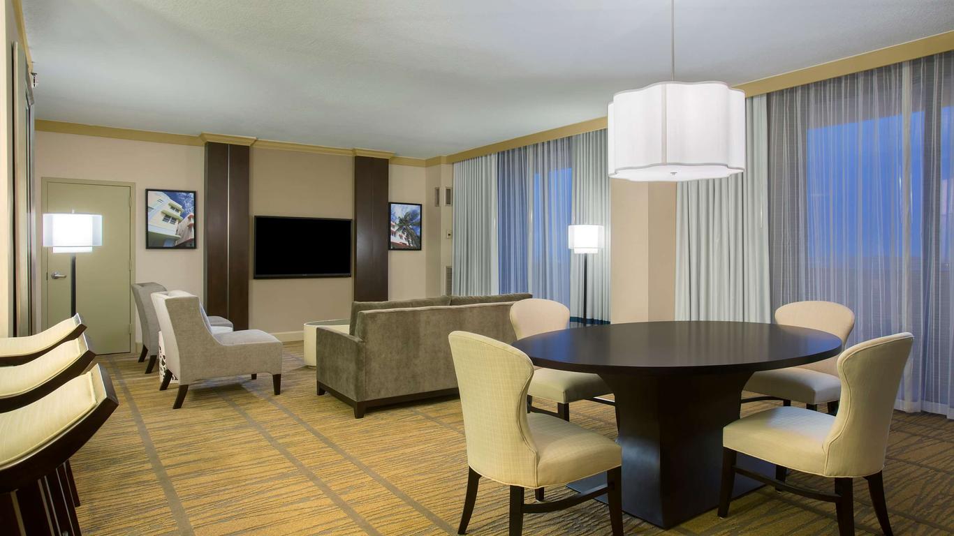 DoubleTree by Hilton Hotel Miami Airport & Convention Center