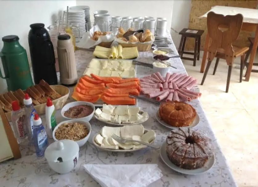 Buffet Photo