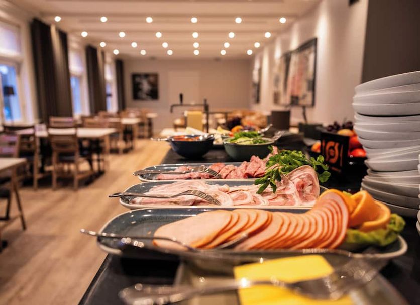 Buffet Photo