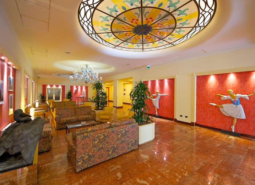 Lobby Photo