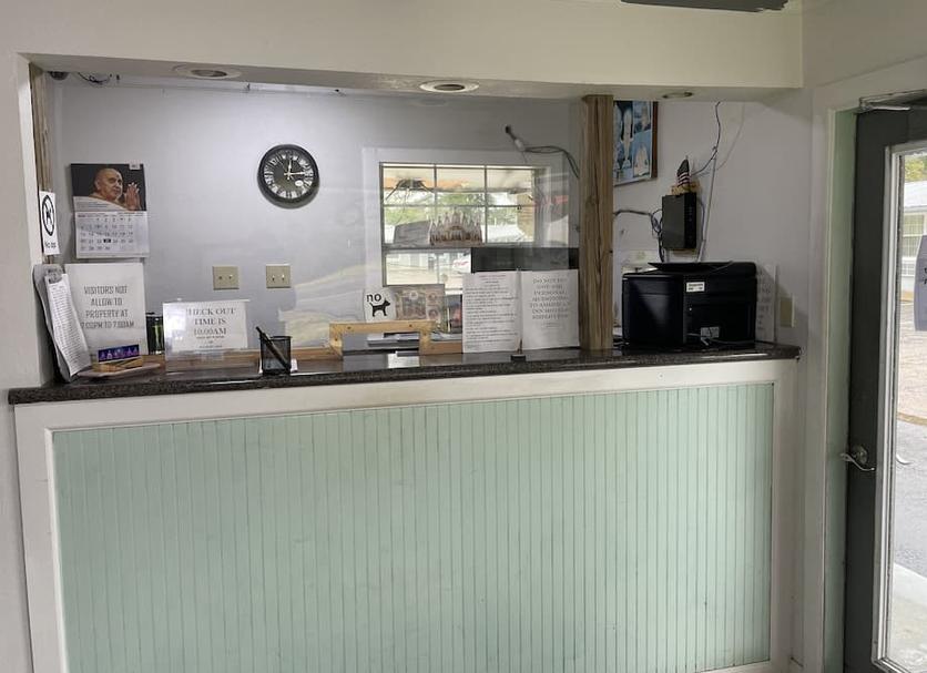 Front desk Photo