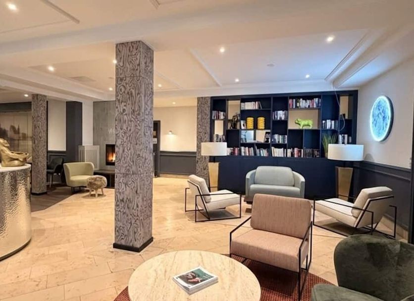 Lounge Photo